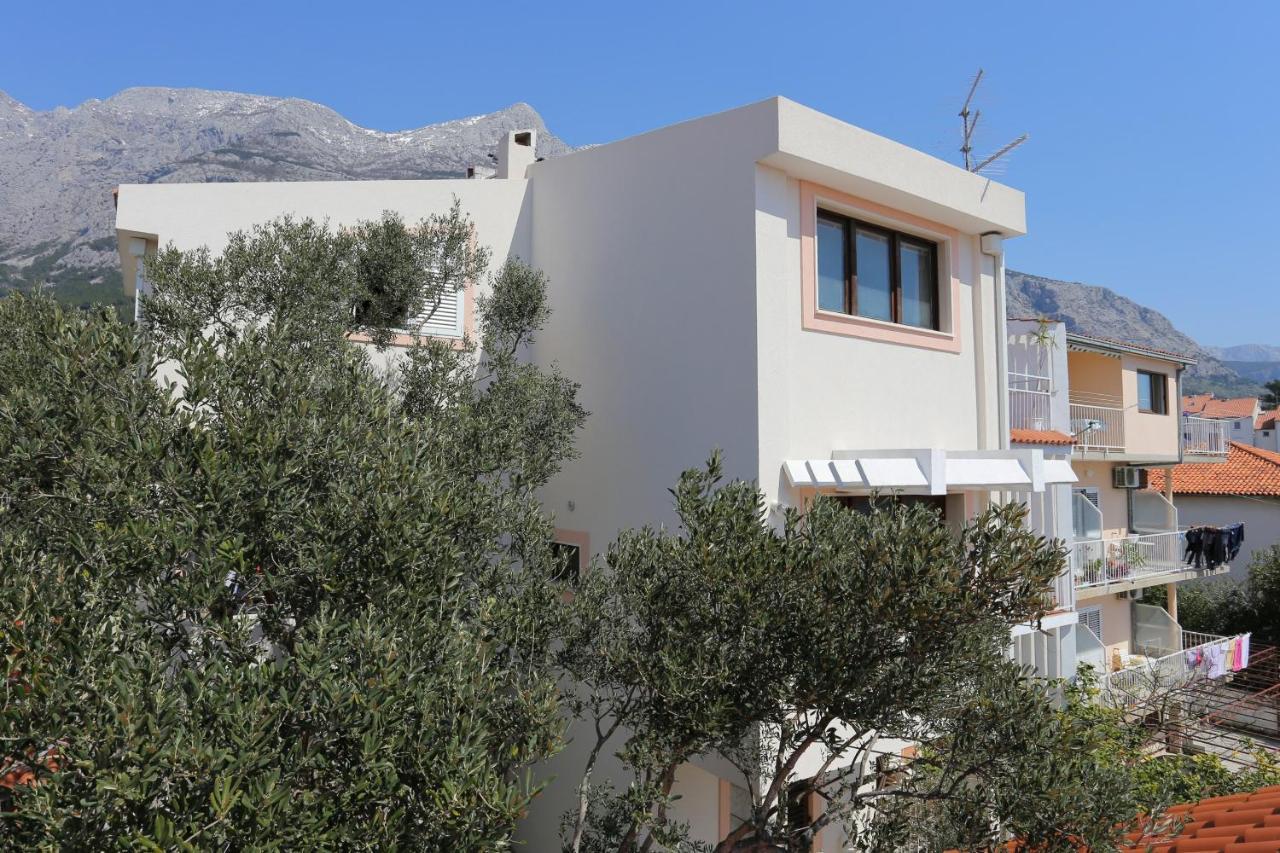 Apartments with a parking space Makarska - 9506 Bagian luar foto