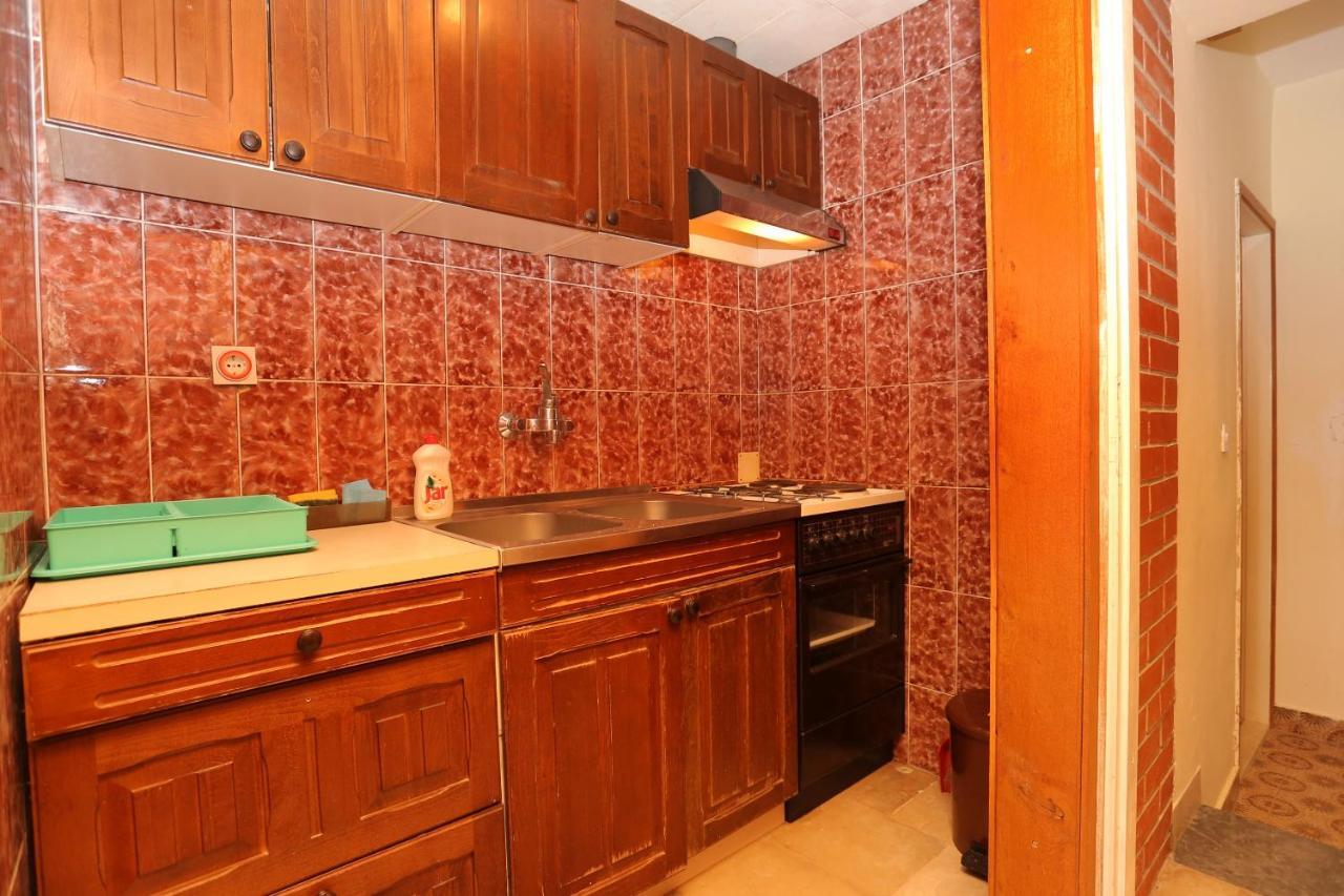 Apartments with a parking space Makarska - 9506 Bagian luar foto