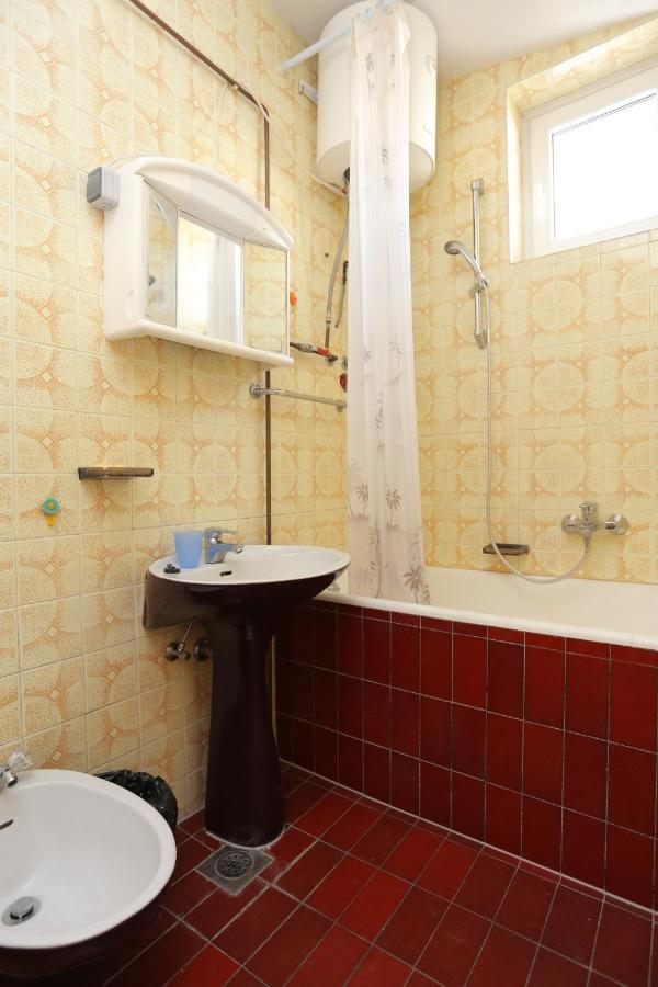 Apartments with a parking space Makarska - 9506 Bagian luar foto